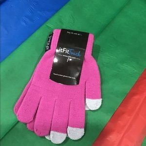 Brand New Pink tech-friendly gloves